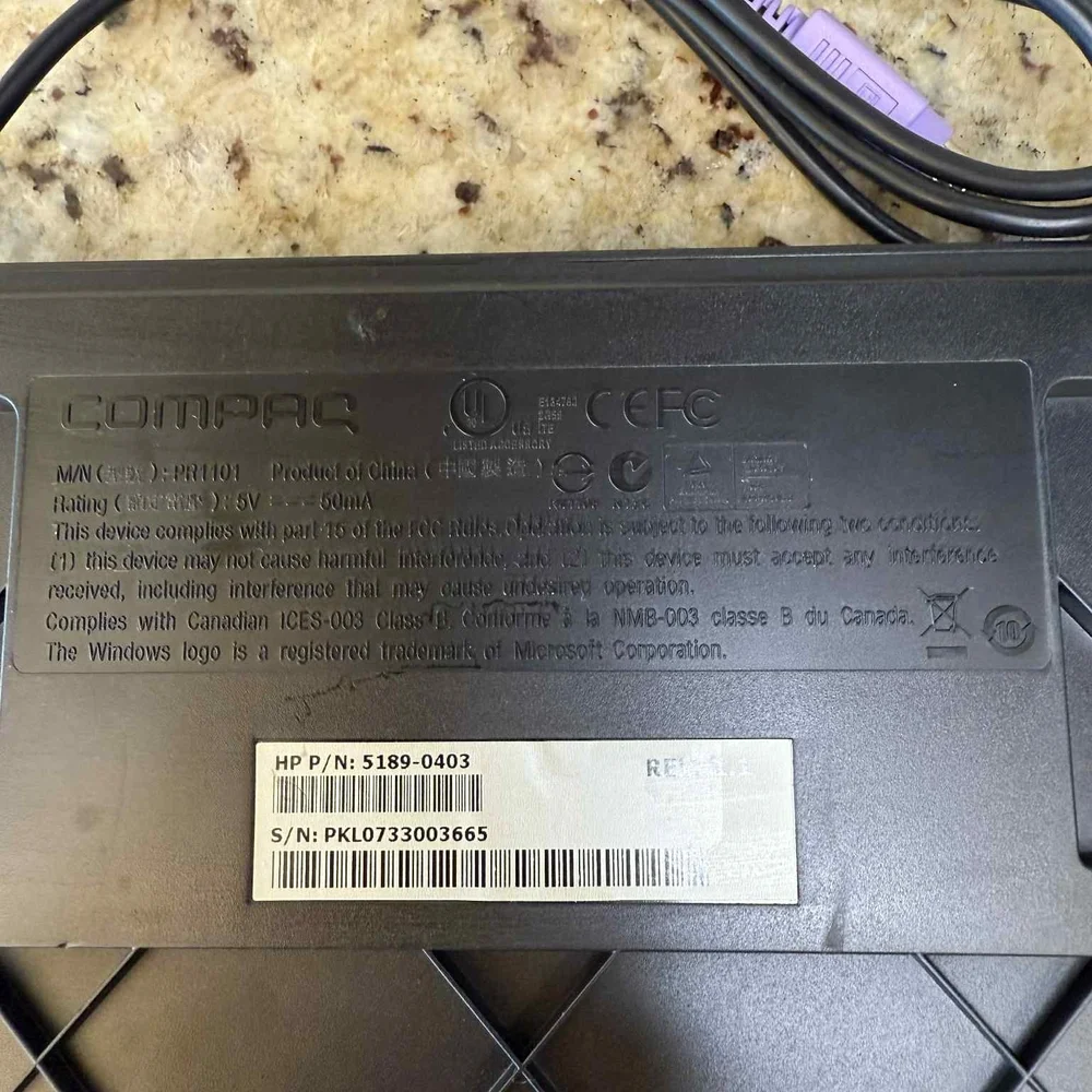 Compaq PS/2 Wired Keyboard KB-9963 Black 104-key QWERTY